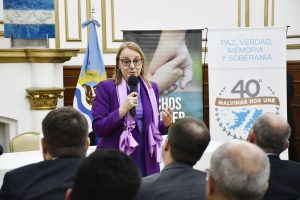 Alicia: “Para crecer en nuestro territorio, debemos fortalecer los hospitales de la mejor manera”