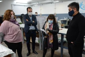 Velázquez: “Es un producto hecho en Santa Cruz con contenidos elaborados por lxs profesores”