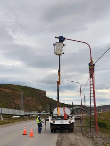 Servicios Públicos inauguró obras de iluminación en acceso a Río Turbio