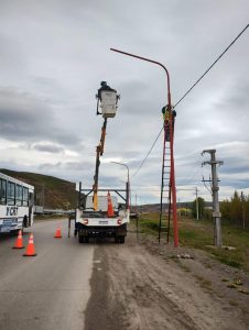 Servicios Públicos inauguró obras de iluminación en acceso a Río Turbio