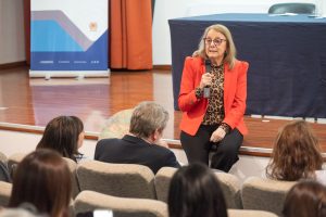 Alicia encabezó la presentación de los proyectos de la Diplomatura en Articulación Territorial de Políticas Públicas