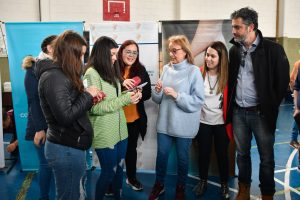 Alicia visitó el operativo oftalmológico en Calafate