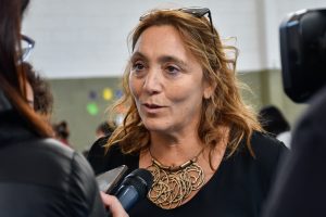 Alicia visitó el operativo oftalmológico en Calafate