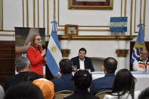 Alicia: “Con este manual tenemos que llegar a nuestra gente, lo antes posible”