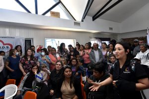 Alicia dialogó con integrantes de cooperativas de familias en Caleta Olivia