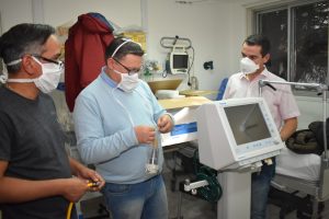 Nadalich destacó la llegada de respiradores y los avances de la Industria Nacional