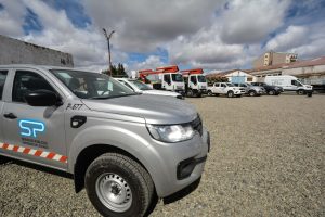 Alicia encabezó la entrega de vehículos a distritos de Servicios Públicos