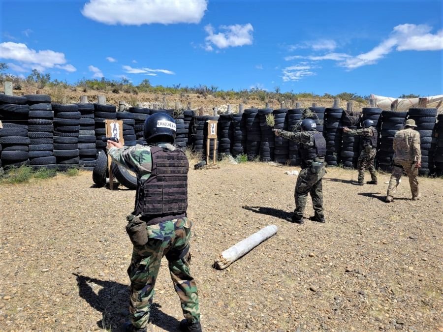 Policía de San Luís se capacitó en Caleta Olivia