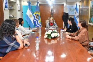 Alicia recibió a Tayhana, la reconocida DJ caletense de proyección internacional