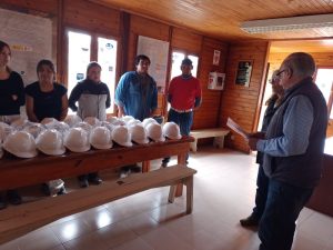 Se entregaron nuevos elementos de protección para visitantes de Cueva de las Manos
