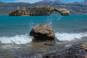 Lago Posadas: un oasis natural de ensueño por descubrir