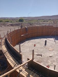 Avanzan las obras de la nueva planta de líquidos cloacales de Perito Moreno