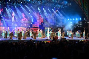 La delegación de Santa Cruz emocionó al público en Cosquín