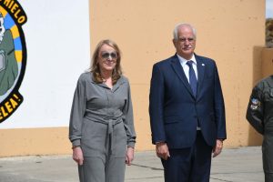 Alicia presentó los aviones Pampas modernizados en Río Gallegos