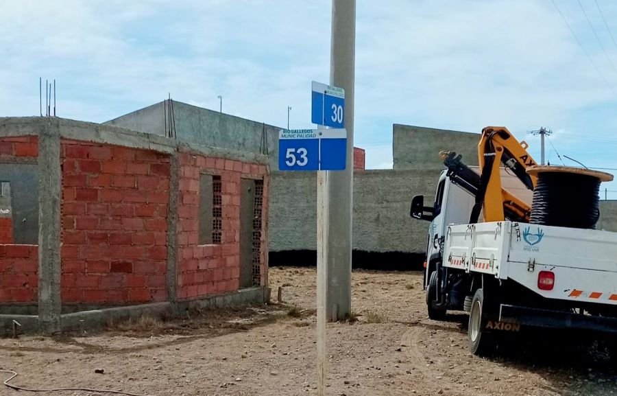 Río Gallegos: se amplían y mejoran los servicios públicos en Ayres Argentinos