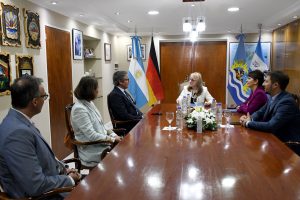 Alicia recibió al embajador de Alemania en Casa de Gobierno