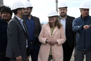 Alicia entregó una nueva autobomba al Cuartel de Bomberos de Perito Moreno