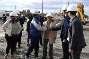 Alicia entregó una nueva autobomba al Cuartel de Bomberos de Perito Moreno
