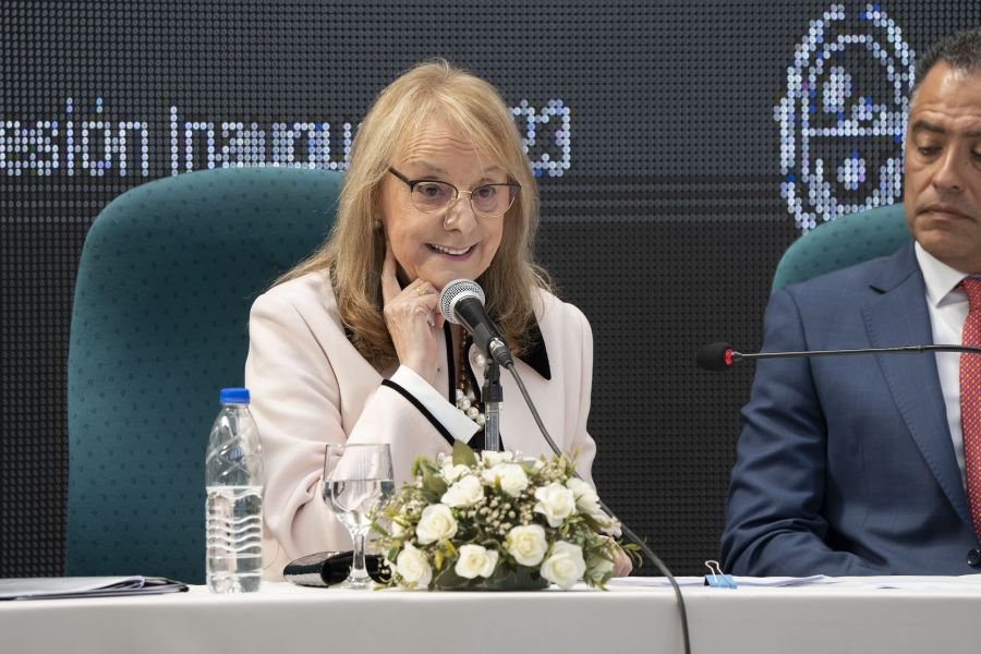 Alicia: “Tenemos que tener un proyecto santacruceño”