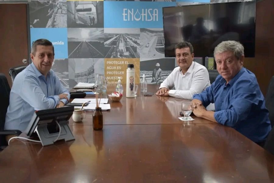Se realizó importante reunión ante el ENOHSA por obras en Santa Cruz
