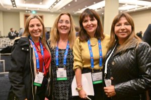 Feria PDAC: Santa Cruz fue reconocida en Canadá por ser la provincia que más empleo femenino genera en minería