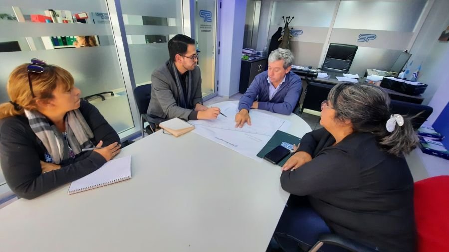 Avanzan en la planificación de nuevas obras para el barrio Ayres Argentinos de Río Gallegos