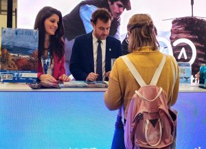 Santa Cruz promociona sus destinos en la Feria Internacional de Berlín