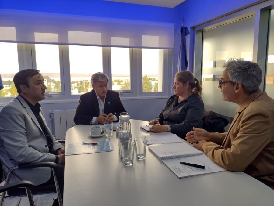 Se planifican obras para fortalecer suministro eléctrico en el campus de la UNPA