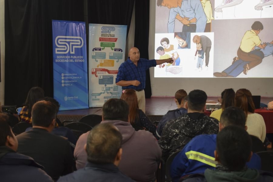 Más de quinientos trabajadores y trabajadoras de Servicios Públicos accederán a capacitaciones en primeros auxilios