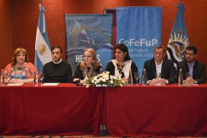 Castellani: “Somos muy conscientes de la importancia de un espacio federal y de la necesidad de discutir el Estado”