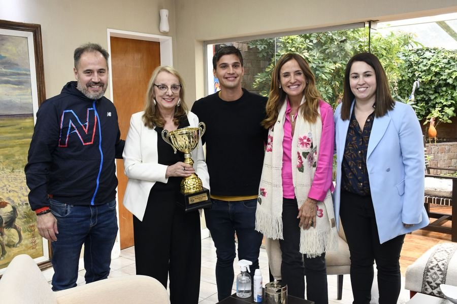 Alicia recibió al deportista Matías Díaz en Casa de Gobierno