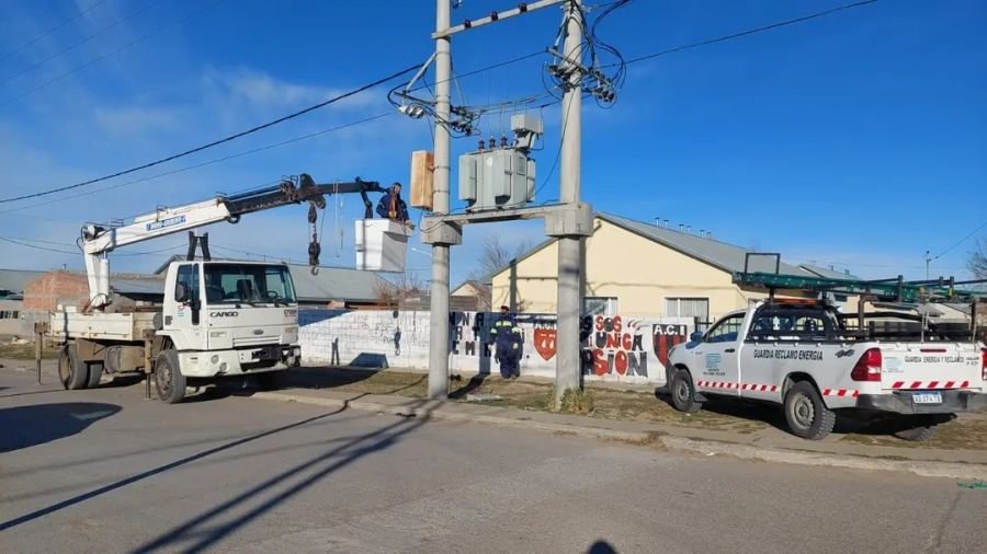 Servicios Públicos concretó tareas y obras en distintas localidades de Santa Cruz