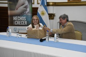 Alicia encabezó el acto para la obra que incrementará la capacidad de energía en Río Gallegos