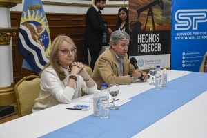Alicia encabezó el acto para la obra que incrementará la capacidad de energía en Río Gallegos