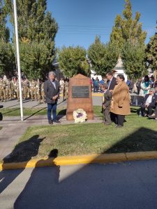 Se realizó la entrega de camioneta para el distrito de Gobernador Gregores