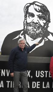 Alicia homenajeó a Osvaldo Bayer en Río Gallegos