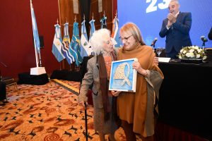 Alicia: “Nuestros parlamentos tienen que ayudarnos a defender los intereses de los patagónicos”