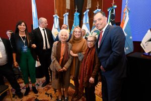 Alicia: “Nuestros parlamentos tienen que ayudarnos a defender los intereses de los patagónicos”