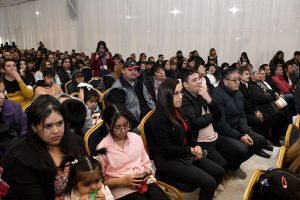 Alicia: "Esto es resultado de una planificación para que más familias tengan su techo propio”
