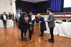 Alicia: "Esto es resultado de una planificación para que más familias tengan su techo propio”