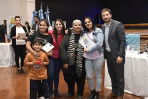 Alicia: "Esto es resultado de una planificación para que más familias tengan su techo propio”