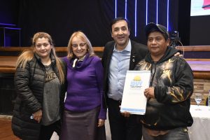 Grasso: “La felicidad de las familias que recibieron su casa propia es el objetivo más importante para nosotros”