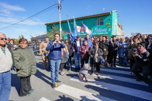El Gobierno acompañó la inauguración del asfaltado en el barrio San Benito