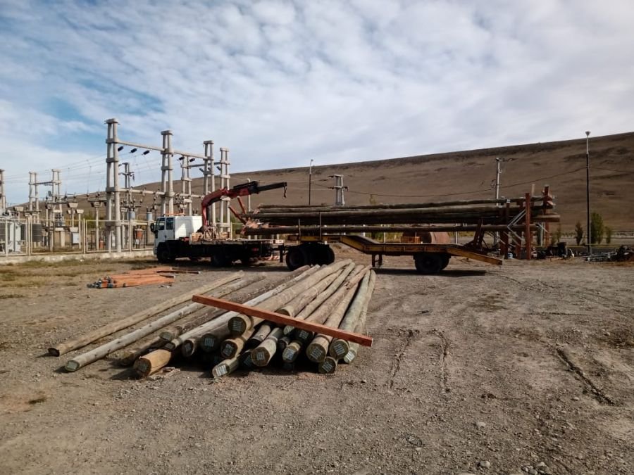 Servicios Públicos inició el tendido eléctrico hacia Monte León