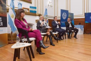 Alicia presentó el plan “Santa Cruz Crece”: el programa de generación económica y empleo