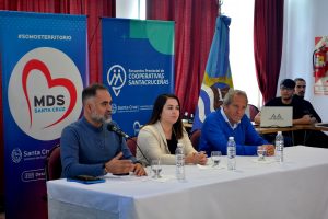 Referentes de toda la provincia estuvieron presentes en el 1° Encuentro Provincial de Cooperativas