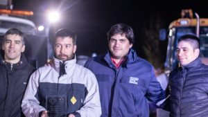 Servicios Públicos inauguró redes de agua y luz en 28 de Noviembre