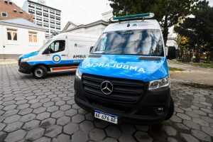 Alicia entregó dos nuevas ambulancias para fortalecer el sistema de salud