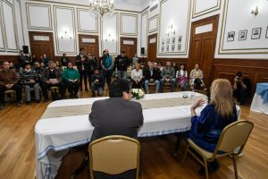 Alicia entregó dos nuevas ambulancias para fortalecer el sistema de salud