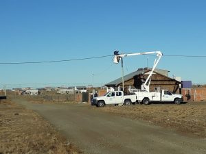 Servicios Públicos amplía la red eléctrica en el barrio Los Alerces